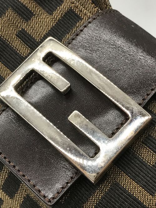 FENDI（フェンディ）FENDI (フェンディ) ズッカ柄 マンマバケット ショルダーバッグ ブラウン サイズ:-の古着・服飾アイテム
