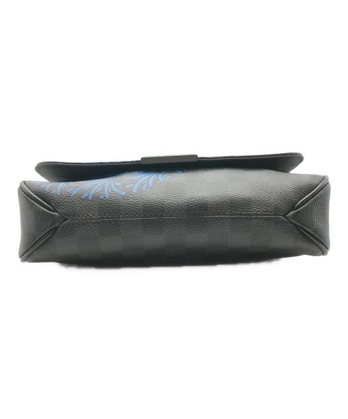 LOUIS VUITTON（ルイ ヴィトン）LOUIS VUITTON (ルイ ヴィトン) ディストリクトPM ショルダーバッグ ブラック×グレー サイズ:-の古着・服飾アイテム