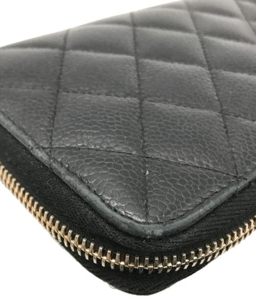 CHANEL（シャネル）CHANEL (シャネル) マトラッセキャビアスキンラウンドジップウォレット ブラック サイズ:-の古着・服飾アイテム