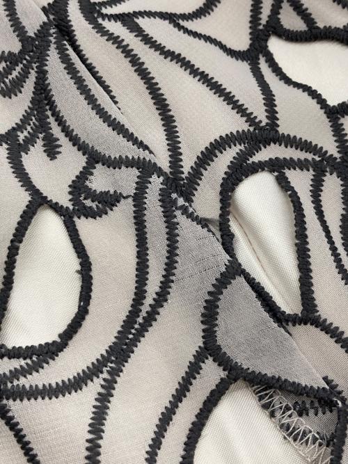 MERCURY DUO（マーキュリーデュオ）MERCURY DUO (マーキュリーデュオ) カットワーク刺繍ドッキングワンピース グレー サイズ:Sの古着・服飾アイテム