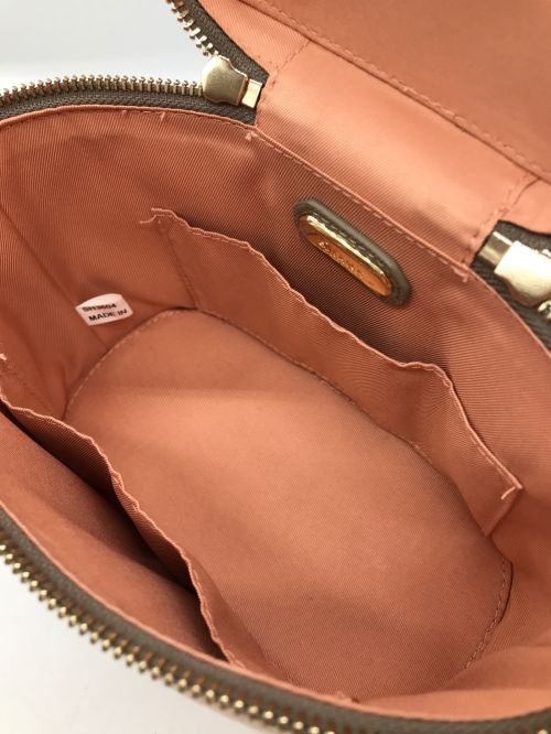 DIANA（ダイアナ）DIANA (ダイアナ) キルティング エコファー バニティ ミニ ショルダーバッグ ホワイト×グレー サイズ:-の古着・服飾アイテム