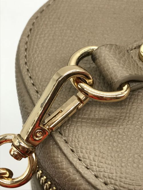 DIANA（ダイアナ）DIANA (ダイアナ) キルティング エコファー バニティ ミニ ショルダーバッグ ホワイト×グレー サイズ:-の古着・服飾アイテム