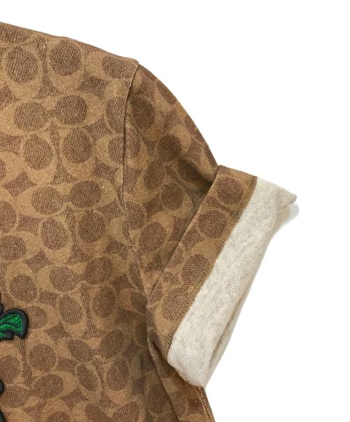 COACH（コーチ）COACH (コーチ) DISNEY (ディズニー) シグネチャーTシャツ ブラウン サイズ:Sの古着・服飾アイテム