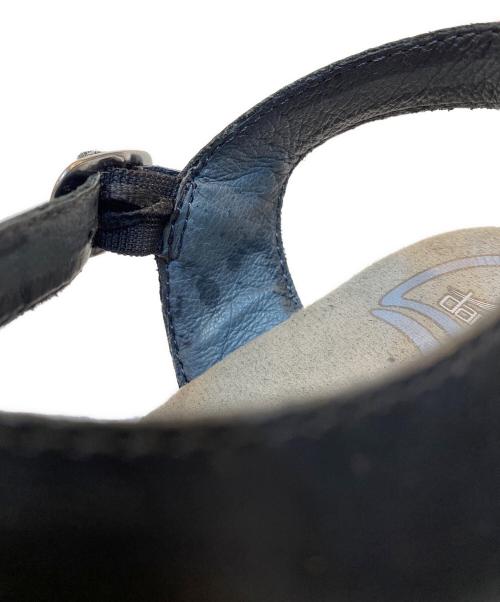 dansko（ダンスコ）dansko (ダンスコ) SAM レザーストラップサンダル ブラック サイズ:36の古着・服飾アイテム
