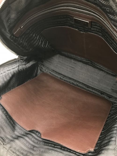 PRADA（プラダ）PRADA (プラダ) レザーブリーフケース ブラウン サイズ:-の古着・服飾アイテム
