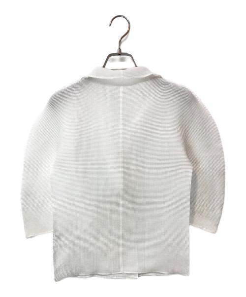 ISSEY MIYAKE me（イッセイ ミヤケ ミー）ISSEY MIYAKE me (イッセイ ミヤケ ミー) ワッフルプリーツカーディガン ホワイト サイズ:-の古着・服飾アイテム