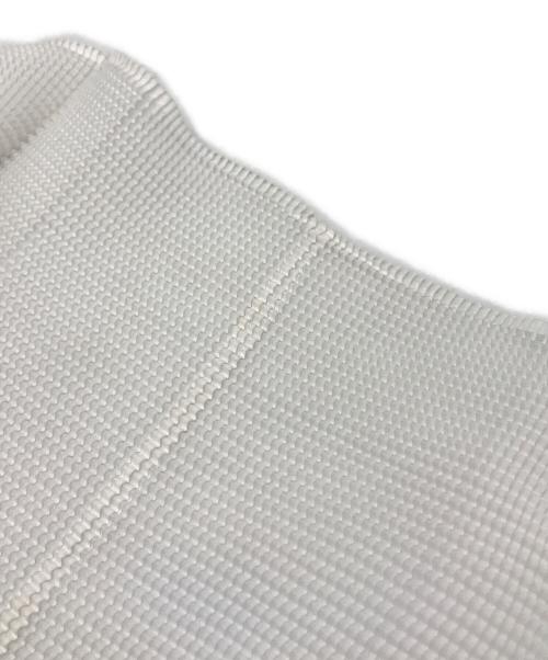 ISSEY MIYAKE me（イッセイ ミヤケ ミー）ISSEY MIYAKE me (イッセイ ミヤケ ミー) ワッフルプリーツカーディガン ホワイト サイズ:-の古着・服飾アイテム