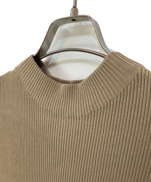 anuans（アニュアンス）anuans (アニュアンス) アシメティアード透かし編みニットワンピース ベージュ サイズ:Fの古着・服飾アイテム