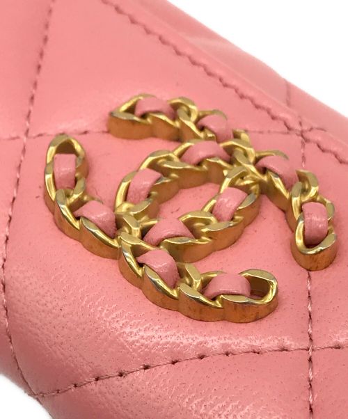 CHANEL（シャネル）CHANEL (シャネル) 19(ナインティーン) フラップカードホルダー ピンク サイズ:-の古着・服飾アイテム