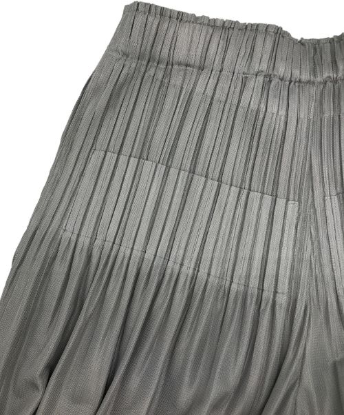 PLEATS PLEASE（プリーツプリーズ）PLEATS PLEASE (プリーツプリーズ) FLUFFY BASICS PANTS グレー サイズ:1の古着・服飾アイテム