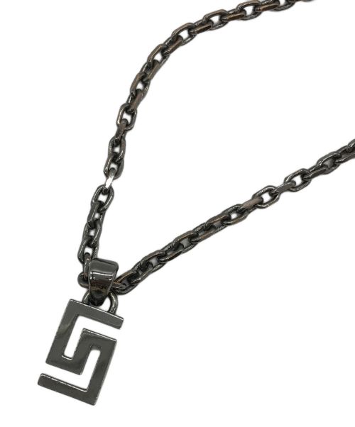 VERSACE（ヴェルサーチェ）VERSACE (ヴェルサーチ) NECKLACE METAL GRECA シルバーの古着・服飾アイテム
