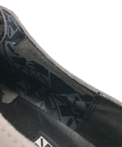 TUK（ティーユーケー）TUK (ティーユーケー) suede low sole creeper シューズ ブラック×グレー サイズ:9の古着・服飾アイテム