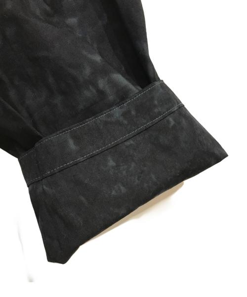 POST O'ALLS（ポストオーバーオールズ）POST O'ALLS (ポストオーバーオールズ) リキッドバティック タイダイ バナナカラー ジャケット ブラック サイズ:XLの古着・服飾アイテム