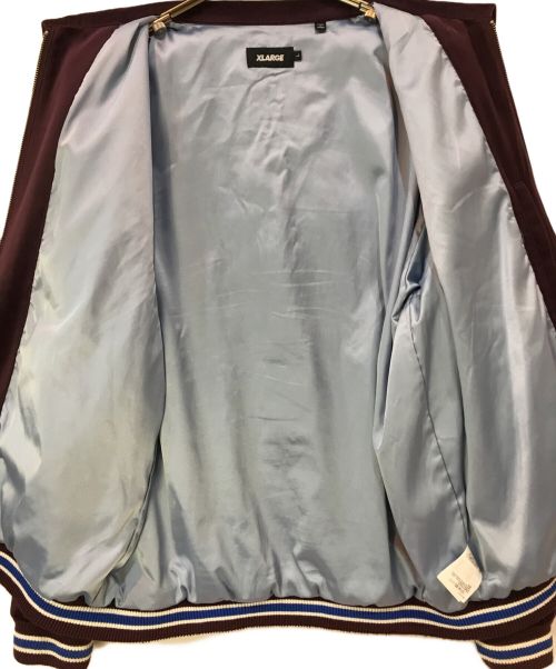 X-LARGE（エクストララージ）X-LARGE (エクストララージ) EMBROIDERY SUCCUBUS SOUVENIR JACKET パープル サイズ:Lの古着・服飾アイテム