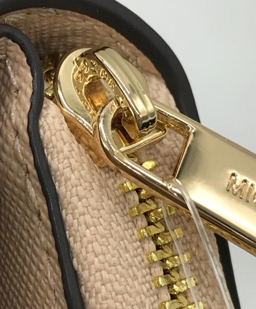 MICHAEL KORS（マイケル・コース）MICHAEL KORS (マイケルコース) JET SET TRAVEL 2つ折り財布 ベージュ サイズ:-の古着・服飾アイテム