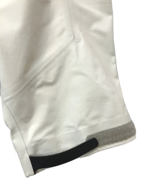 ARC'TERYX（アークテリクス）ARC'TERYX (アークテリクス) Beta SL Jacket ホワイト サイズ:Lの古着・服飾アイテム