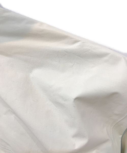 ARC'TERYX（アークテリクス）ARC'TERYX (アークテリクス) Beta SL Jacket ホワイト サイズ:Lの古着・服飾アイテム