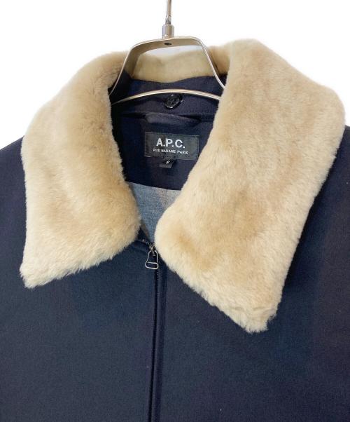 A.P.C.（アーペーセー）A.P.C. (アーペーセー) ファー襟ウールジャケット ブラック サイズ:Sの古着・服飾アイテム