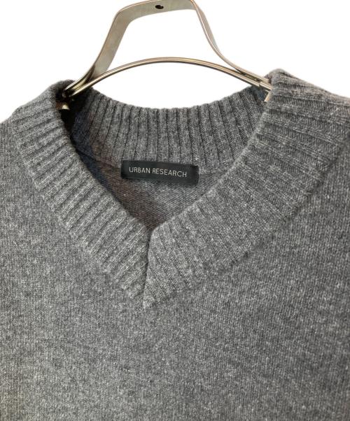 URBAN RESEARCH（アーバンリサーチ）URBAN RESEARCH (アーバンリサーチ) カシミヤ混強縮Vネックニットプルオーバー グレー サイズ:Freeの古着・服飾アイテム