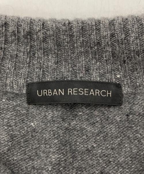 URBAN RESEARCH（アーバンリサーチ）URBAN RESEARCH (アーバンリサーチ) カシミヤ混強縮Vネックニットプルオーバー グレー サイズ:Freeの古着・服飾アイテム