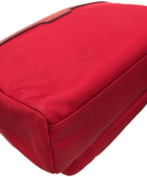 ANYA HINDMARCH（アニヤ・ハインドマーチ）ANYA HINDMARCH (アニヤハインドマーチ) マルチポケット ナイロンクロスボディショルダーバッグ レッド サイズ:-の古着・服飾アイテム