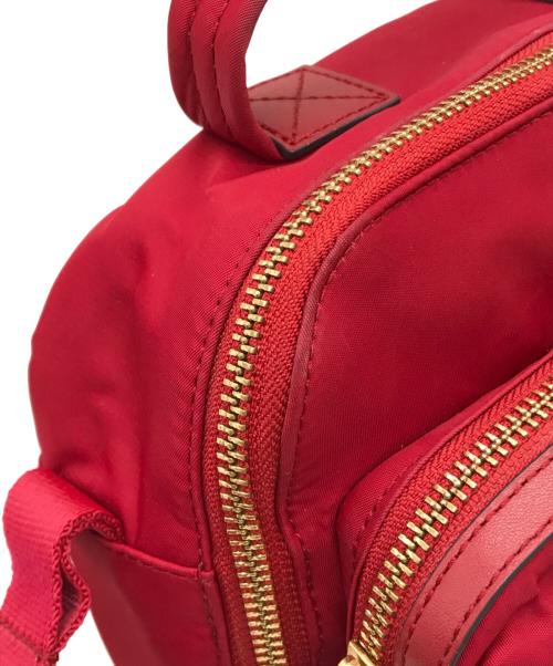 ANYA HINDMARCH（アニヤ・ハインドマーチ）ANYA HINDMARCH (アニヤハインドマーチ) マルチポケット ナイロンクロスボディショルダーバッグ レッド サイズ:-の古着・服飾アイテム