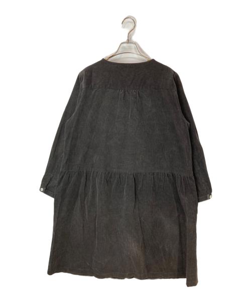 HUIS.（ハウス）HUIS. (ハウス) シャトルコーデュロイワンピース チャコールグレー サイズ:FREEの古着・服飾アイテム