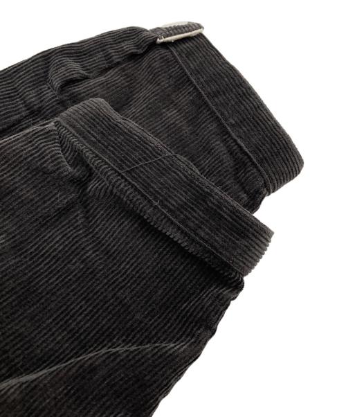 HUIS.（ハウス）HUIS. (ハウス) シャトルコーデュロイワンピース チャコールグレー サイズ:FREEの古着・服飾アイテム