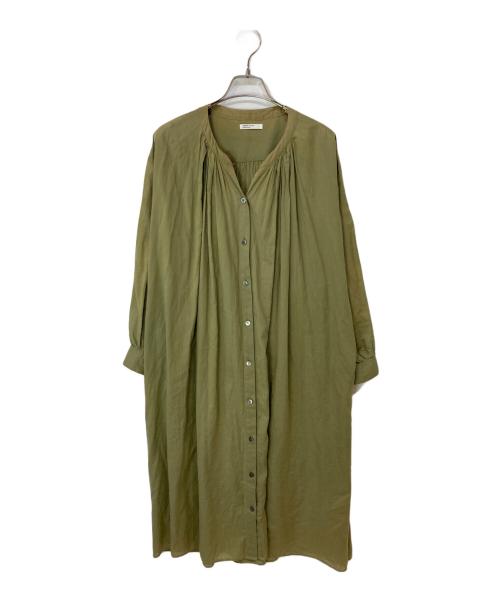 kurashi&trips publishing（クラシアンドトリップス パブリッシング）kurashi&trips publishing (クラシアンドトリップス パブリッシング) 3WAY後ろさがりギャザーワンピース グリーン サイズ:-の古着・服飾アイテム