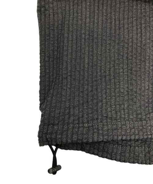 AUBERGE（オーベルジュ）AUBERGE (オーベルジュ) STEPHANE-Black Top グレー サイズ:44の古着・服飾アイテム