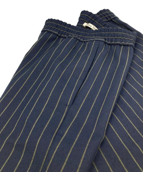 Acne studios（アクネ ストゥディオズ）Acne studios (アクネ ストゥディオス) RYDER L PIN STR ストライプパンツ ネイビー サイズ:46の古着・服飾アイテム