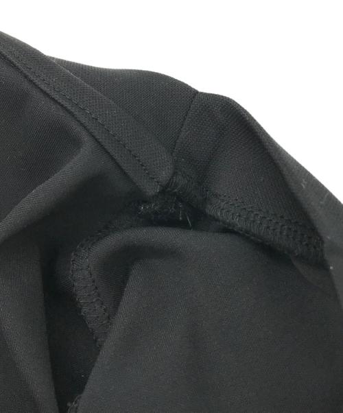 HYKE（ハイク）HYKE (ハイク) パワーショルダーL/Sカットソー ブラック サイズ:2の古着・服飾アイテム