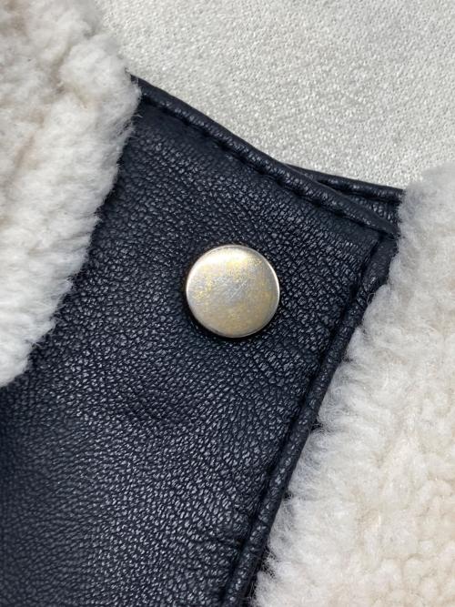 allureville（アルアバイル）allureville (アルアバイル) リバーシブルノーカラーボアコート ホワイト サイズ:2の古着・服飾アイテム