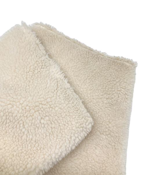 allureville（アルアバイル）allureville (アルアバイル) リバーシブルノーカラーボアコート ホワイト サイズ:2の古着・服飾アイテム