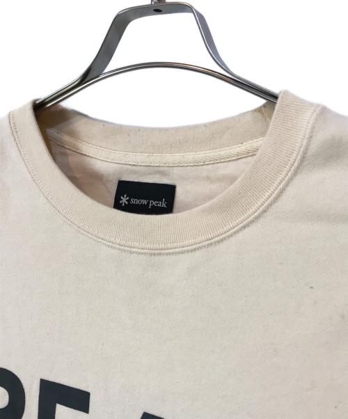 Snow peak（スノーピーク）Snow peak (スノーピーク) JOURNAL STANDARD relume (ジャーナルスタンダード レリューム) PEAKスウェット ベージュ サイズ:Lの古着・服飾アイテム