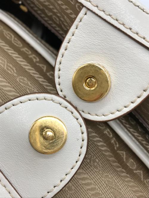 PRADA（プラダ）PRADA (プラダ) ロゴジャガード 2WAYショルダーバッグ ベージュ サイズ:-の古着・服飾アイテム