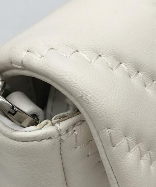 MARC JACOBS（マークジェイコブズ）MARC JACOBS (マーク ジェイコブス) The Quilted J Marc Mini Bag ホワイト サイズ:-の古着・服飾アイテム