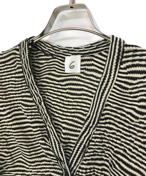 6(ROKU) BEAUTY&YOUTH（ロク ビューティーアンドユース）6(ROKU) BEAUTY&YOUTH (ロク ビューティーアンドユース) COTTON MIX PATTERN BORDER CARDIGAN ホワイト×ブラック サイズ:-の古着・服飾アイテム