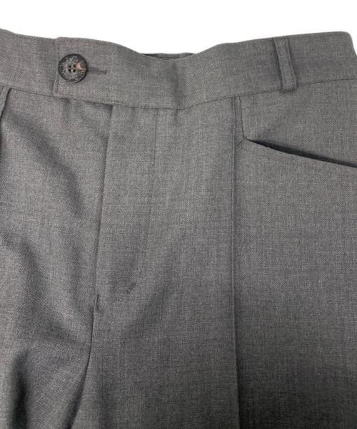 ERNEST W.BAKER（アーネストダブルベーカー）ERNEST W.BAKER (アーネストダブルベーカー) ダブルフレアスラックス グレー サイズ:Mの古着・服飾アイテム