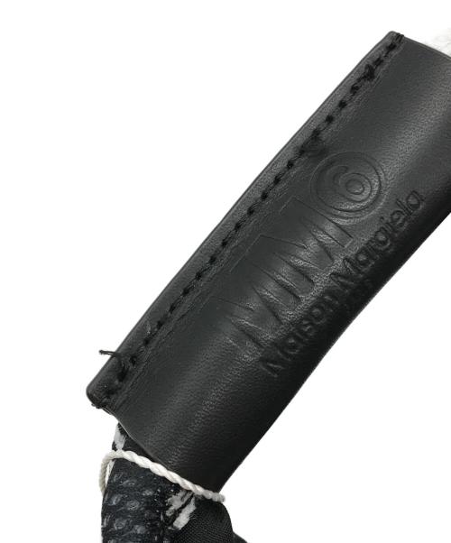 MM6 Maison Margiela（エムエムシックスメゾンマルジェラ）MM6 Maison Margiela (エムエムシックス メゾンマルジェラ) JAPANESE SMALL BAG IN PRINTED MESH バッグ ホワイト×ブラック サイズ:-の古着・服飾アイテム