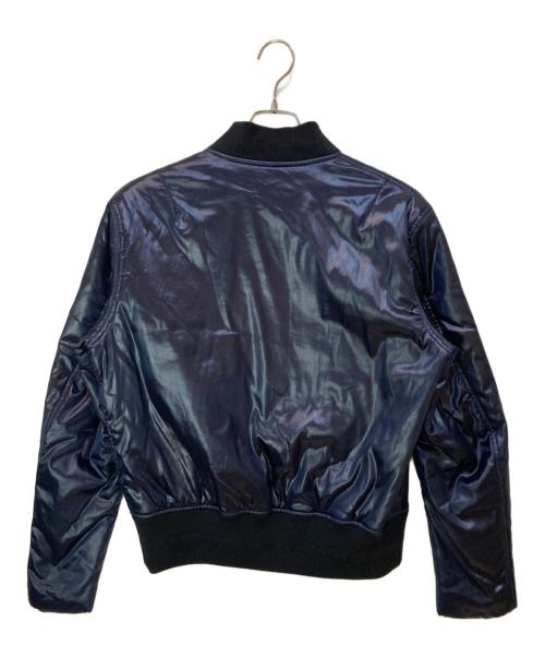 JOHN LAWRENCE SULLIVAN（ジョン ローレンス サリバン）JOHN LAWRENCE SULLIVAN (ジョン ローレンス サリバン) ロイヤルストレッチサテンブルゾン ネイビー サイズ:36の古着・服飾アイテム