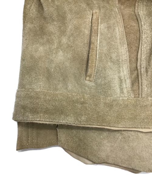 UNUSED（アンユーズド）UNUSED (アンユーズド) オーバーサイズスウェードレザートラッカージャケット ベージュ サイズ:4の古着・服飾アイテム