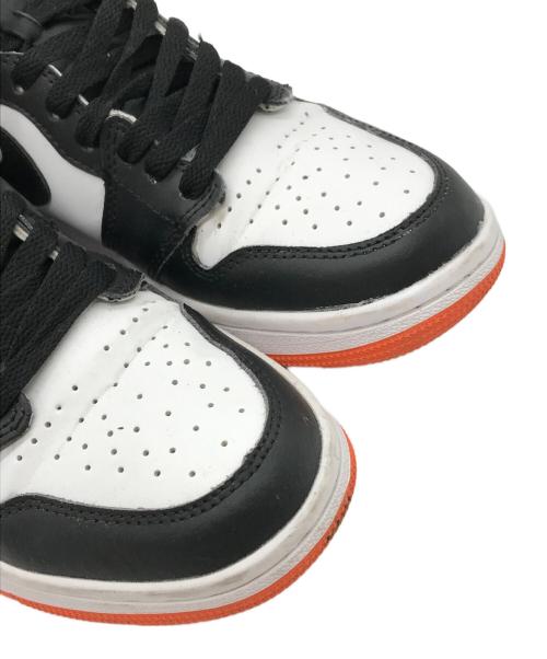 NIKE（ナイキ）NIKE (ナイキ) AIR JORDAN 1 RETRO HIGH OG(エア ジョーダン 1 レトロ ハイ オリジナル)/ハイカットスニーカー WHITE/BLACK-ELECTRO ORANGE サイズ:US7の古着・服飾アイテム