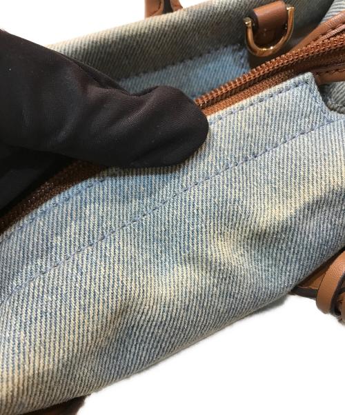 MICHAEL KORS（マイケル・コース）MICHAEL KORS (マイケルコース) デニムクロスボディバッグ インディゴ サイズ:-の古着・服飾アイテム