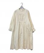 TSUHARU by samansa Mos2ツハル バイ サマンサモスモス）の古着「立体ビーズ刺繍ワンピース」｜ホワイト
