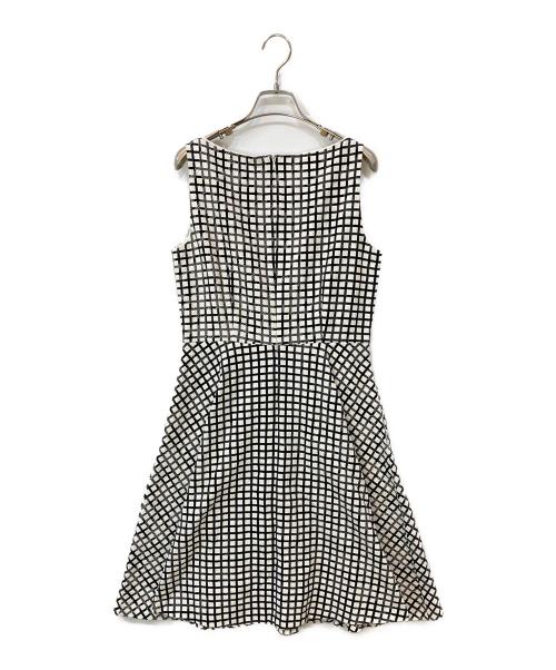 Max Mara Studio（マックスマーラ ストゥディオ）Max Mara Studio (マックスマーラ ストゥディオ) チェック柄ノースリーブワンピース ホワイト×ブラック サイズ:42の古着・服飾アイテム