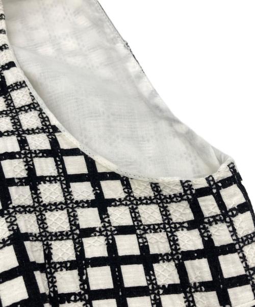 Max Mara Studio（マックスマーラ ストゥディオ）Max Mara Studio (マックスマーラ ストゥディオ) チェック柄ノースリーブワンピース ホワイト×ブラック サイズ:42の古着・服飾アイテム