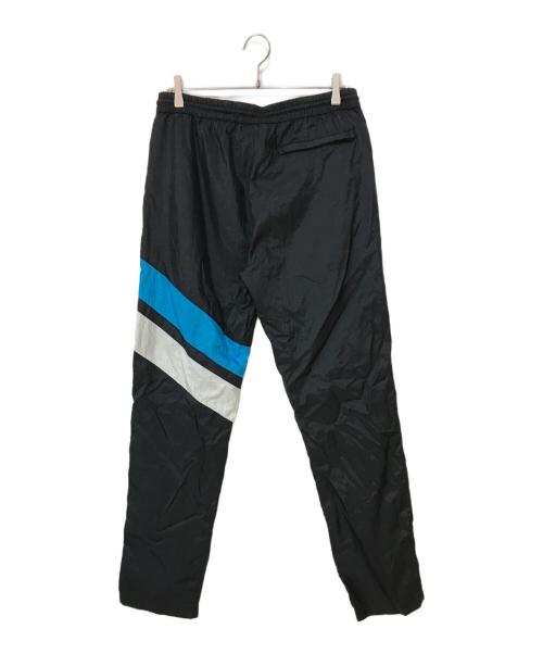 KITH（キス）KITH (キス) BMW (ビーエムダブリュー) ナイロンパンツ ブラック サイズ:Sの古着・服飾アイテム