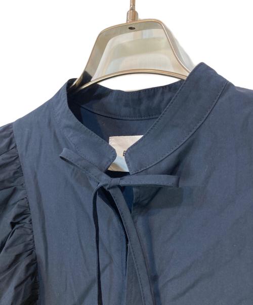 ELLIE（エリー）ELLIE (エリー) 2WAYハーフボリュームスリーブブラウス ネイビー サイズ:Fの古着・服飾アイテム