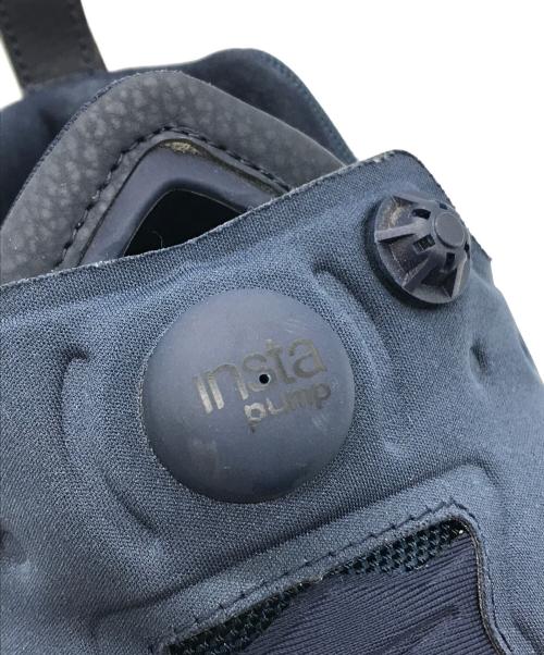 REEBOK（リーボック）REEBOK (リーボック) INSTAPUMP FURY 95 ローカットスニーカー ネイビー サイズ:USA8 1/2の古着・服飾アイテム